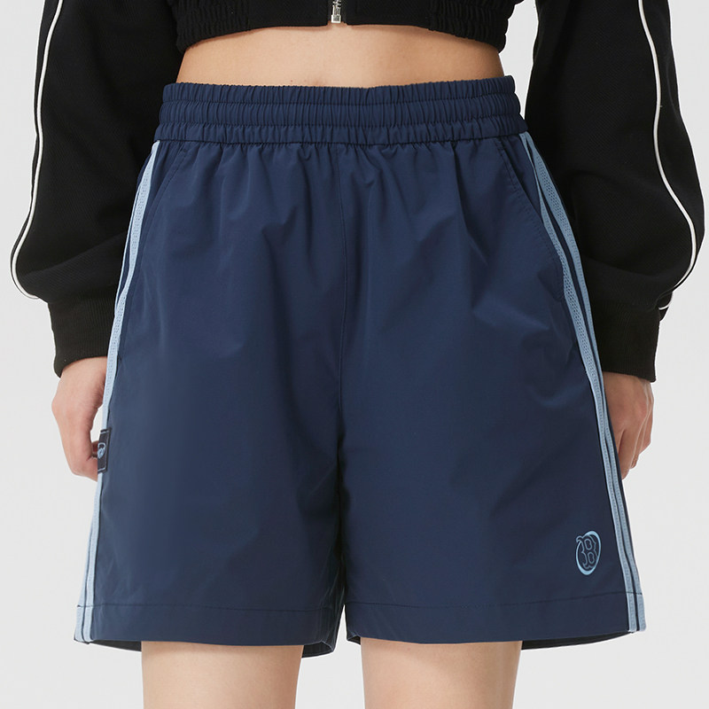 MLB官方 裤子女裤 2026新款纽约洋基潮流时尚宽松休闲梭织短