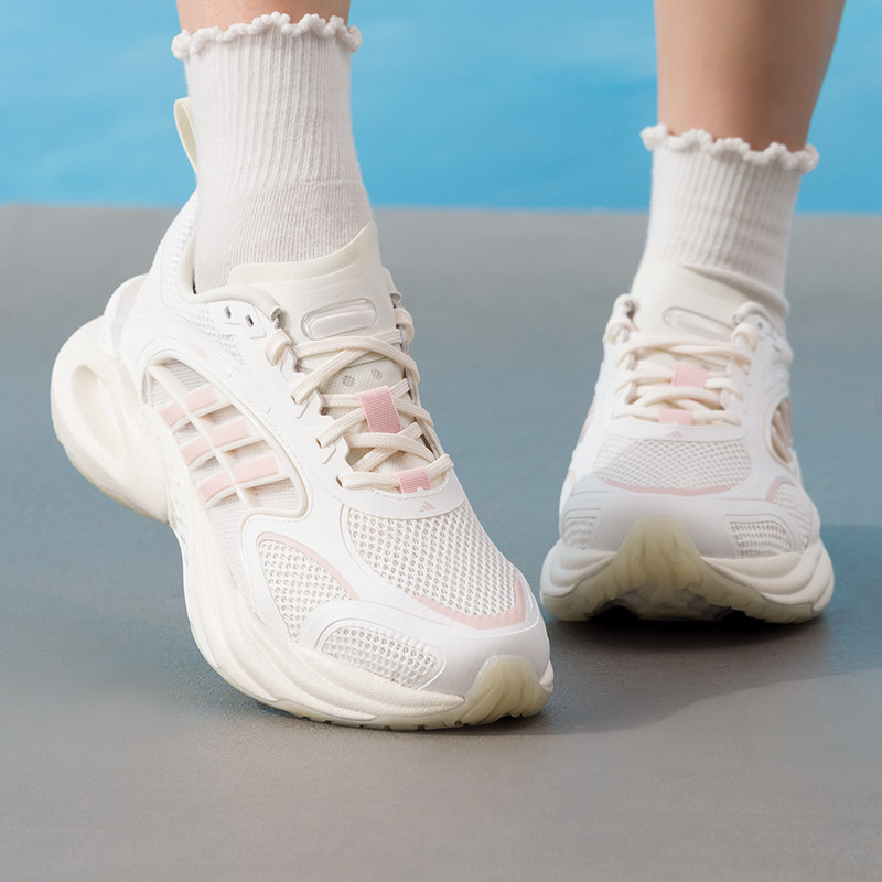 阿迪达斯女鞋清风跑步鞋夏季新款网面透气运动鞋boost休闲老爹鞋