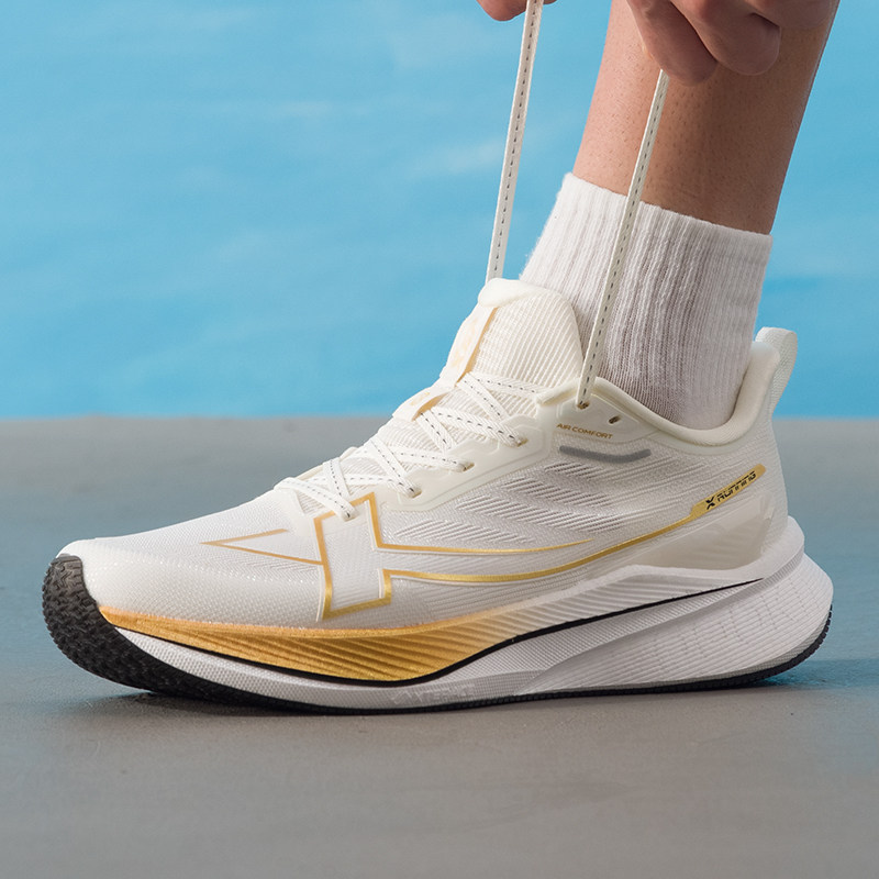 特步【2000公里三代】跑步鞋两千公里三代男马拉松竞速减震运动鞋