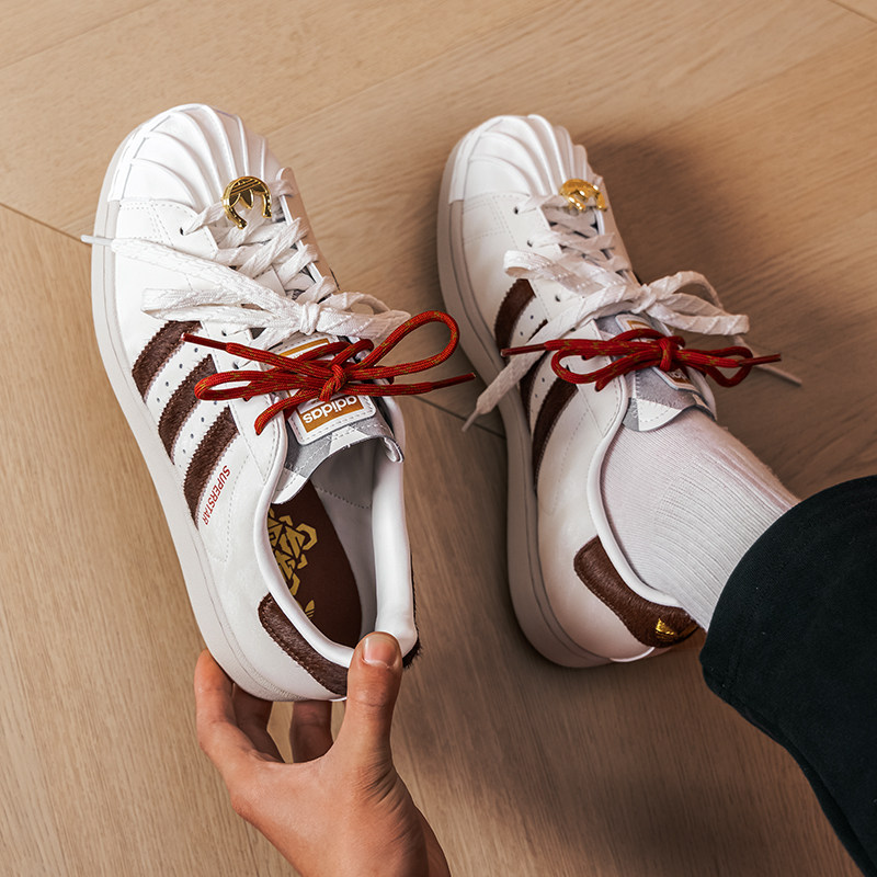 阿迪达斯三叶草马年贝壳头男鞋女鞋2026新年款运动鞋休闲板鞋正品