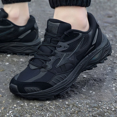 MIZUNO美津浓运动鞋男鞋女鞋官方正品新款冬季户外轻便透气跑步鞋