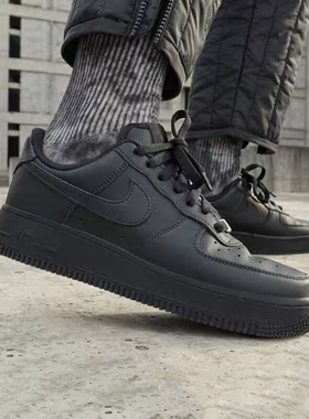 Nike耐克男鞋冬季新款空军一号AF1运动鞋纯黑色黑武士AIR FORCE 1
