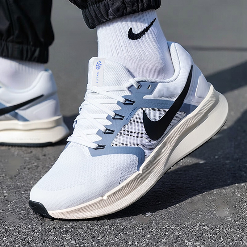 Nike耐克男鞋官方正品运动鞋2026新款夏季休闲鞋网面飞线跑步鞋男