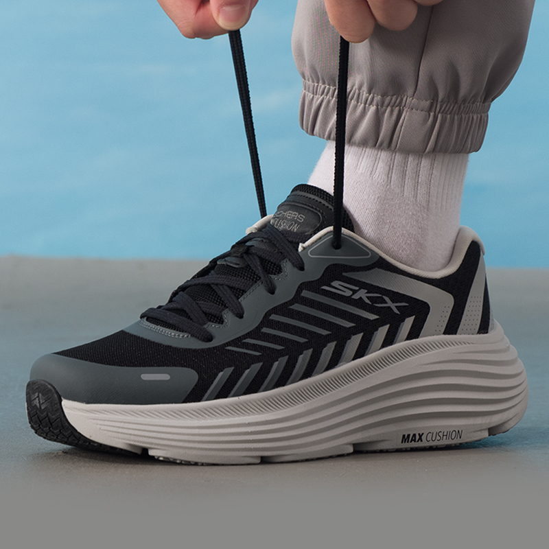 斯凯奇缓震轻便跑步鞋男鞋2025新款户外慢跑鞋透气运动鞋训练鞋