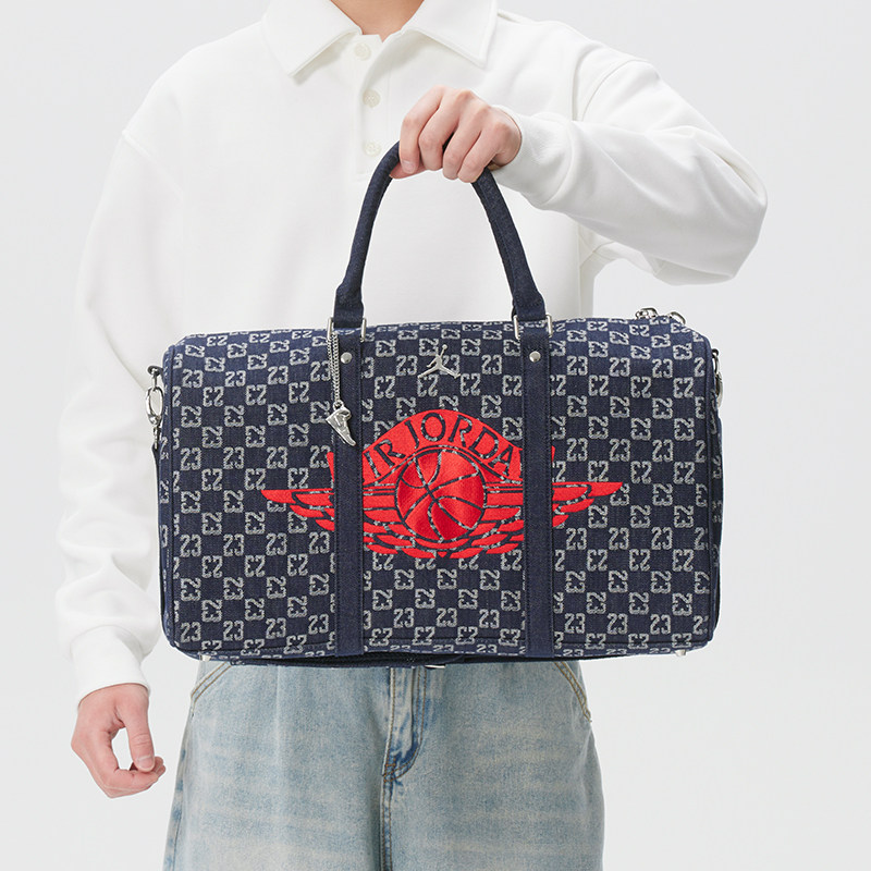 耐克男女学生书包2026新款运动包Jordan飞人双肩包大容量旅