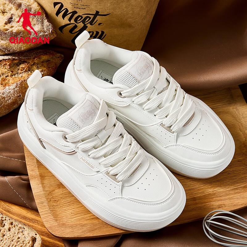 乔丹板鞋运动鞋女鞋夏季新款休闲鞋波浪厚底面包鞋软底白色鞋子