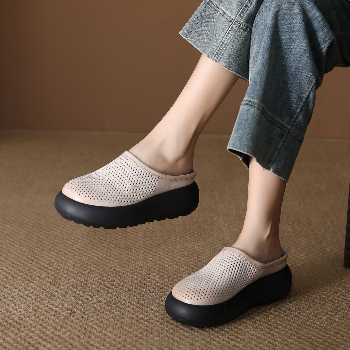 《头层牛皮》夏季真皮厚底增高5CM透气防滑白色包头凉拖鞋女外穿
