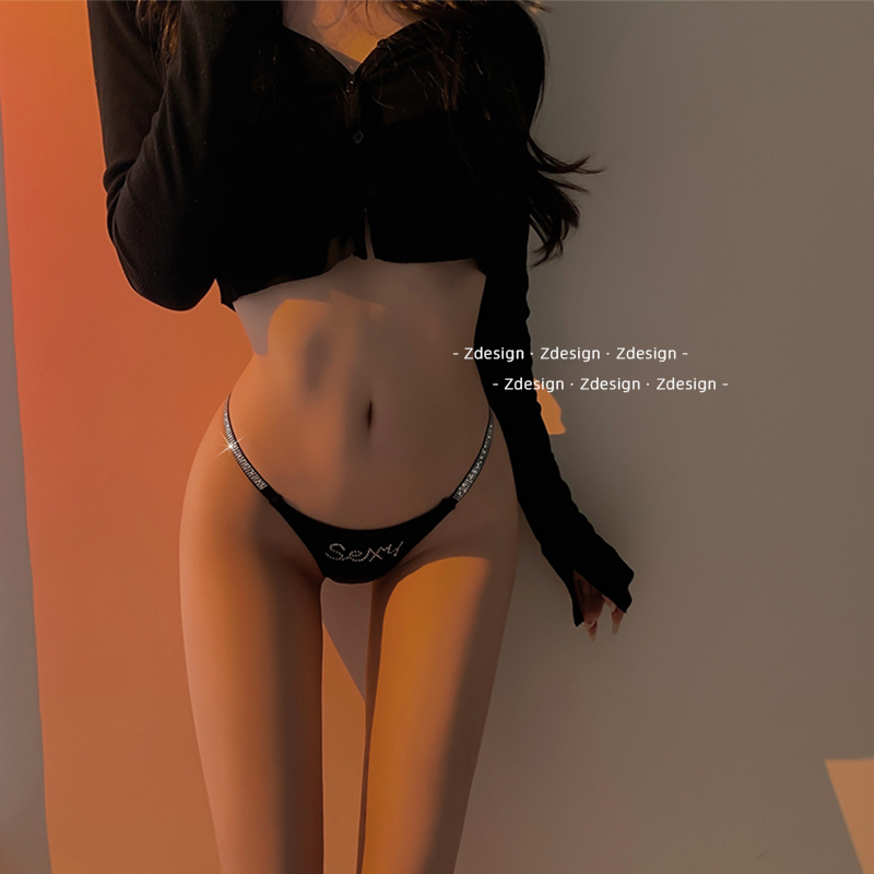 性感风亮钻字母内裤女火辣诱惑
