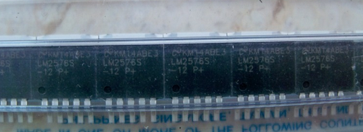 LM2576SX-12 LM2576S-12简单开关3A降压稳压器12V全新原装进口