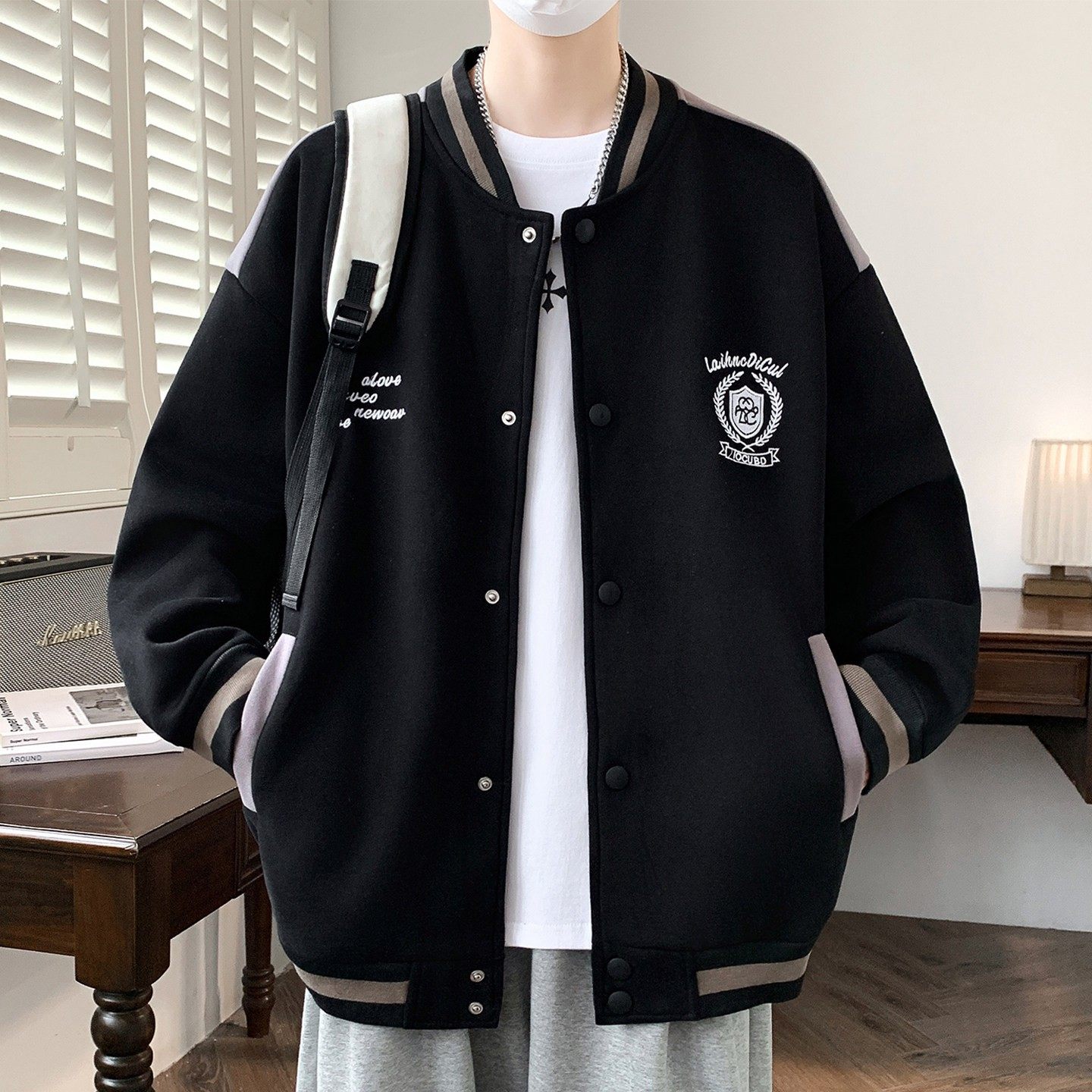 加绒棒球服男秋冬季2025新款美式刺绣学院风夹克青少年飞行员外套