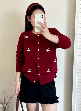 大码女装圆领休闲毛衣外套女2025冬款胖mm宽松刺绣针织开衫23533