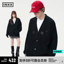 毛衣情侣 INXX 简约黑色V领针织衫 男学院风牛角扣设计宽松开衫