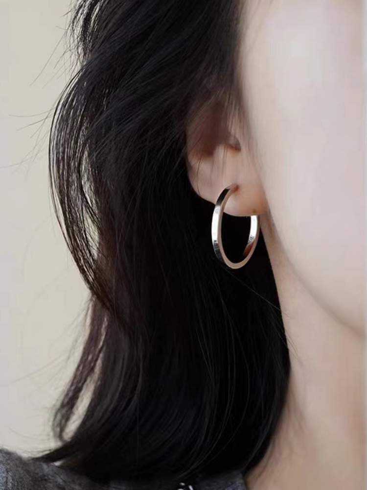 s925纯银法式圈圈耳环2023年新款潮耳钉小众设计素圈耳圈耳扣女饰