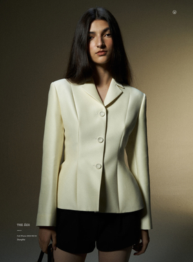 安上THE AES 经典重塑 匠心手工诠释古典氛围 丝毛廓形西装