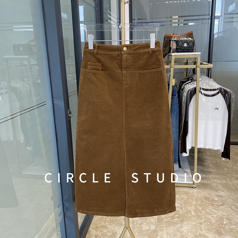 前开衩高腰灯芯绒A字直筒半身裙