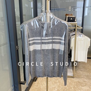 【断码清仓】日常时髦显瘦黑白条纹抽绳连帽正肩拉链针织开衫外套