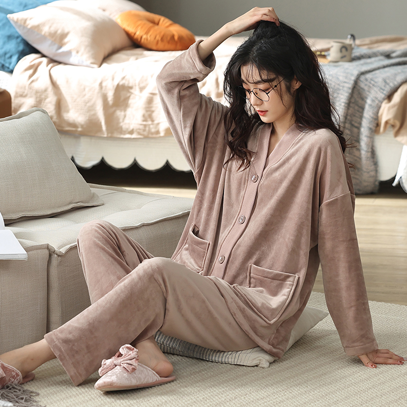 潘琪美海岛绒家居服睡衣可外穿