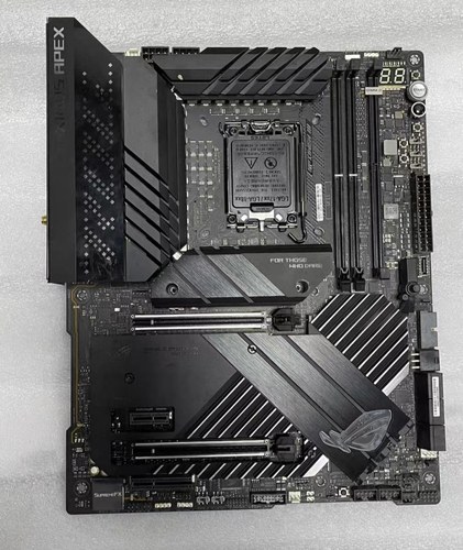 华硕MAXIMUSZ690APEX支持13代