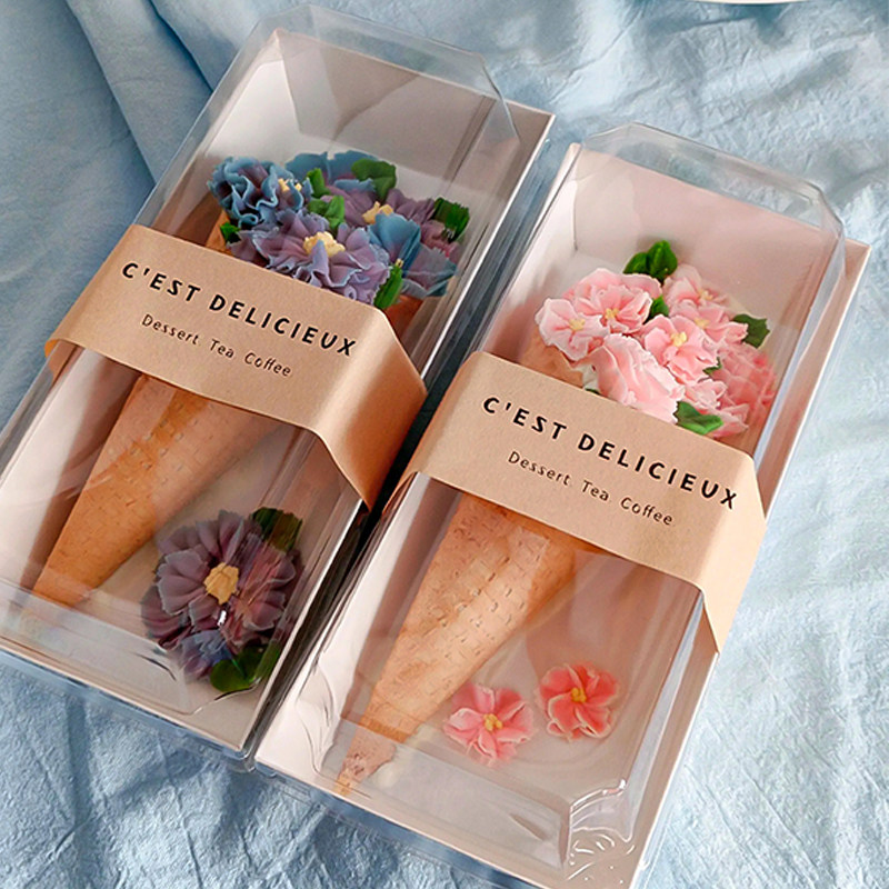 春天花花手握奶油霜裱花蛋筒蛋糕装饰长方形甜品盒浪漫氛围送女友,节庆用品/礼品,蛋糕/烘焙装饰用品,淘宝优惠券,粉丝福利购,淘宝优惠卷