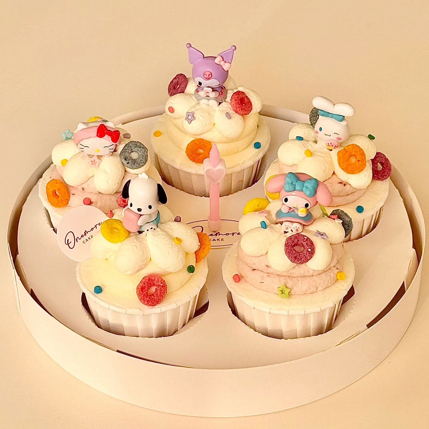 卡通儿童节三丽鸥KT猫纸杯蛋糕装饰可爱美乐蒂玉桂狗甜品摆件,节庆用品/礼品,蛋糕/烘焙装饰用品,淘宝优惠券,粉丝福利购,淘宝优惠卷