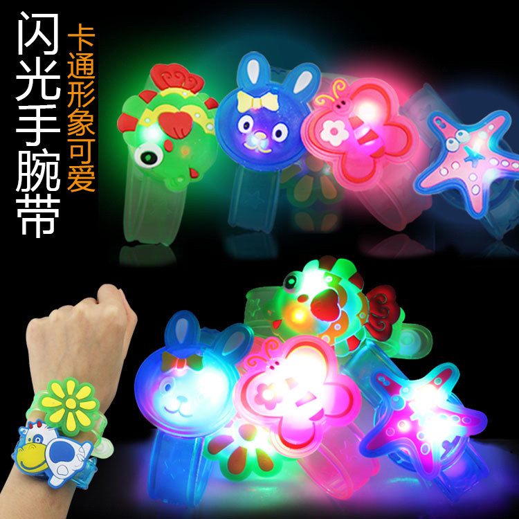 创意闪光手环儿童发光手腕带手表义乌厂家夜市热卖玩具地摊货源|msdalam kategori Toy/bayi/teka-teki/blok bangunan/model, elektronik/cahaya/berudara/mainan rumit, mainan LED - dari Buy2taobao.com untuk memberikan perkhidmatan ejen Taobao profesional membeli