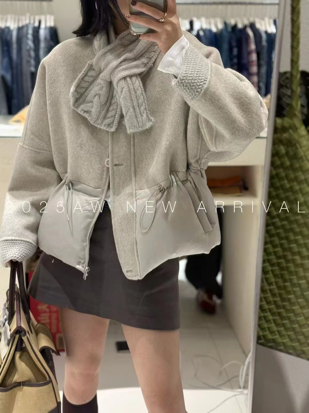 欧洲站欧货时尚羊毛拼接90白鹅绒羽绒服女围巾外套高级感显瘦百搭