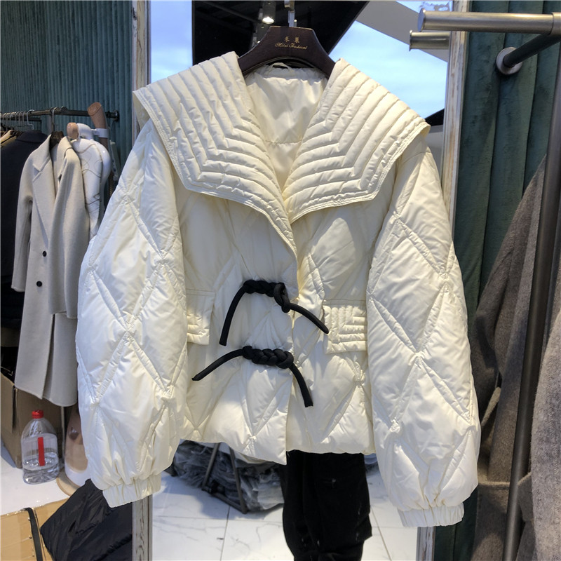 白鸭绒羽绒服气质海军领
