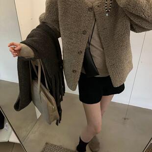 圆领羊羔毛皮毛一体外套简约风单排扣皮草Y838 新款 韩版 2025秋冬装