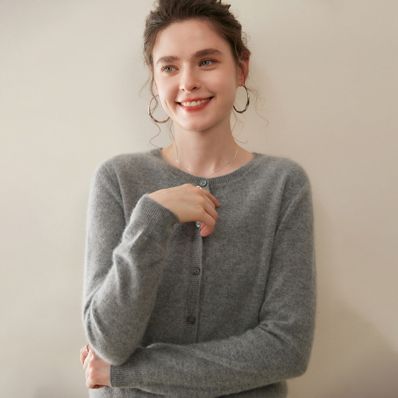 2025新款100纯山羊绒衫女圆领