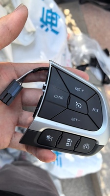 广汽菲克JEEP吉普自由侠指南者方向盘开关 定速巡航开关 指南者
