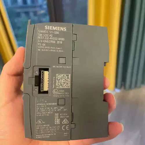 议价6ES7232-4HD32-0XB0 模拟量输模块 工控自动化控制器模块