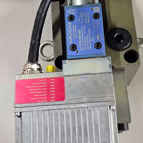 议价MOOG D636-386-0001 R10JD1F0HXM2-OOK1A1 液压阀