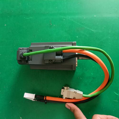 服电机1FL6032-2AF21-1MH11FL6032-2AF21-1AA11FL6032-2AF21-1MB1