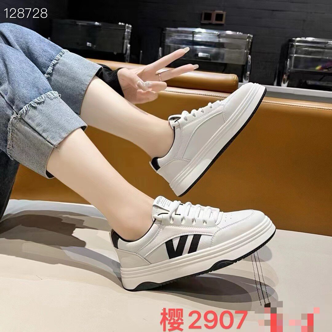001001网红小白鞋女鞋2025新款春季鞋子女流行爆款单鞋休闲板鞋女