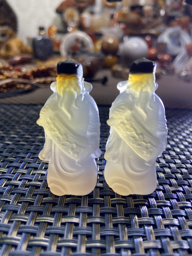 玛瑙俏色巧雕摆件财神一对包邮大小约5厘米高一物一图精工