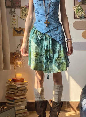 ［冰岛苔原］蓝色日月吊带扎染绿全新短裙套装