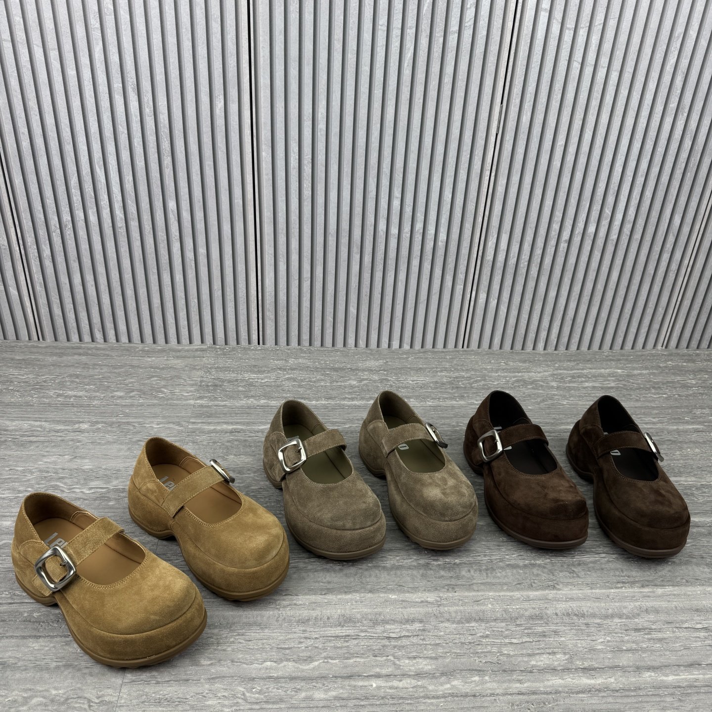 欧洲站欧货2026春季新款英伦乐福鞋女松糕底魔术贴厚底百搭单鞋潮,女鞋,乐福鞋（豆豆鞋）,淘宝优惠券,粉丝福利购,淘宝优惠卷