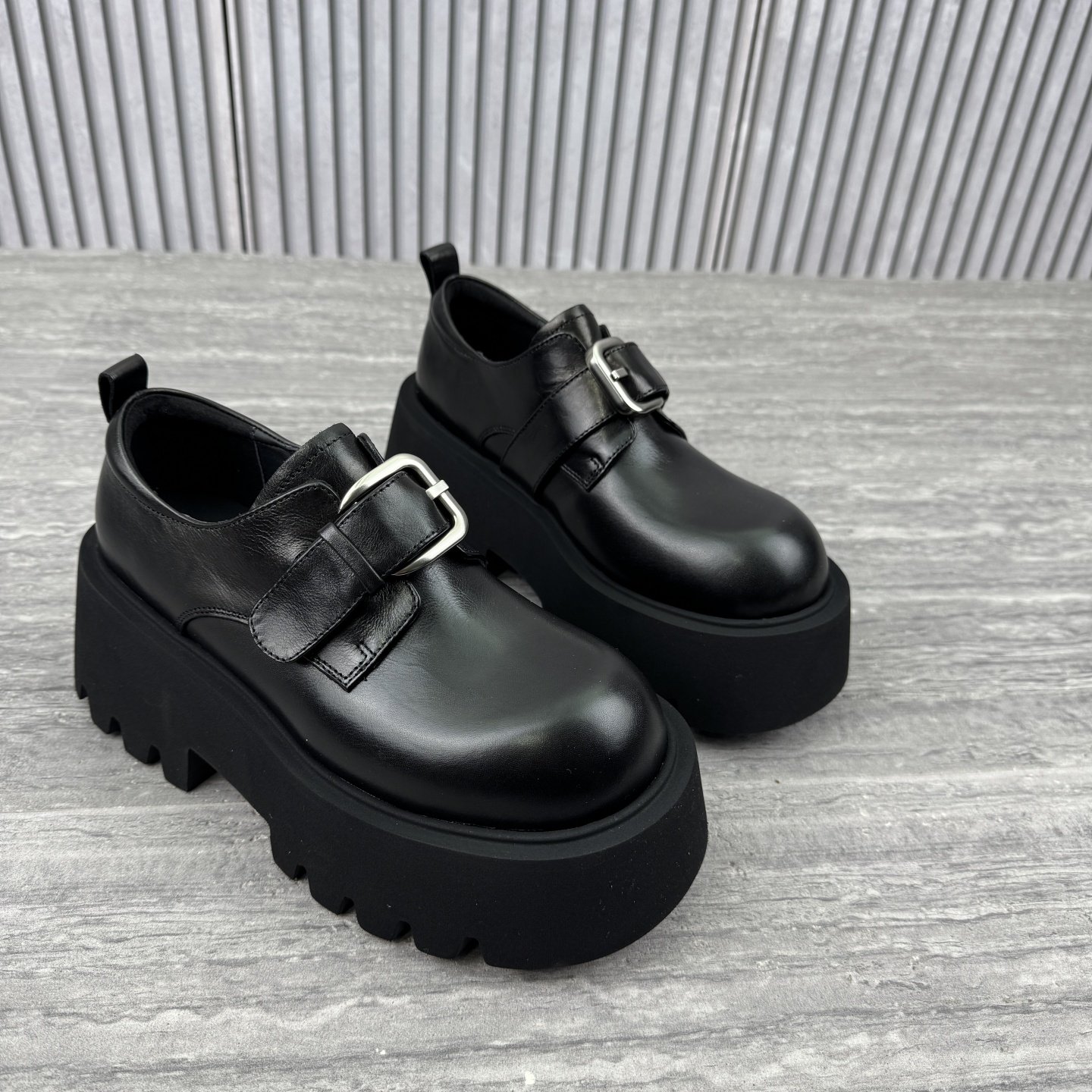 欧货欧洲站2026春季新款英伦皮带扣乐福鞋女松糕底厚底真皮小皮鞋,女鞋,乐福鞋（豆豆鞋）,淘宝优惠券,粉丝福利购,淘宝优惠卷