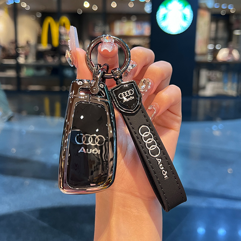 适用奥迪Q3钥匙套Q2L A1 A3 Q7老款折叠汽车金属钥匙包壳高档扣