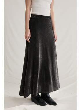 【绒光鱼尾裙】CAREMIND复古深灰垂感灵动丝绒裙高腰极简半身裙女