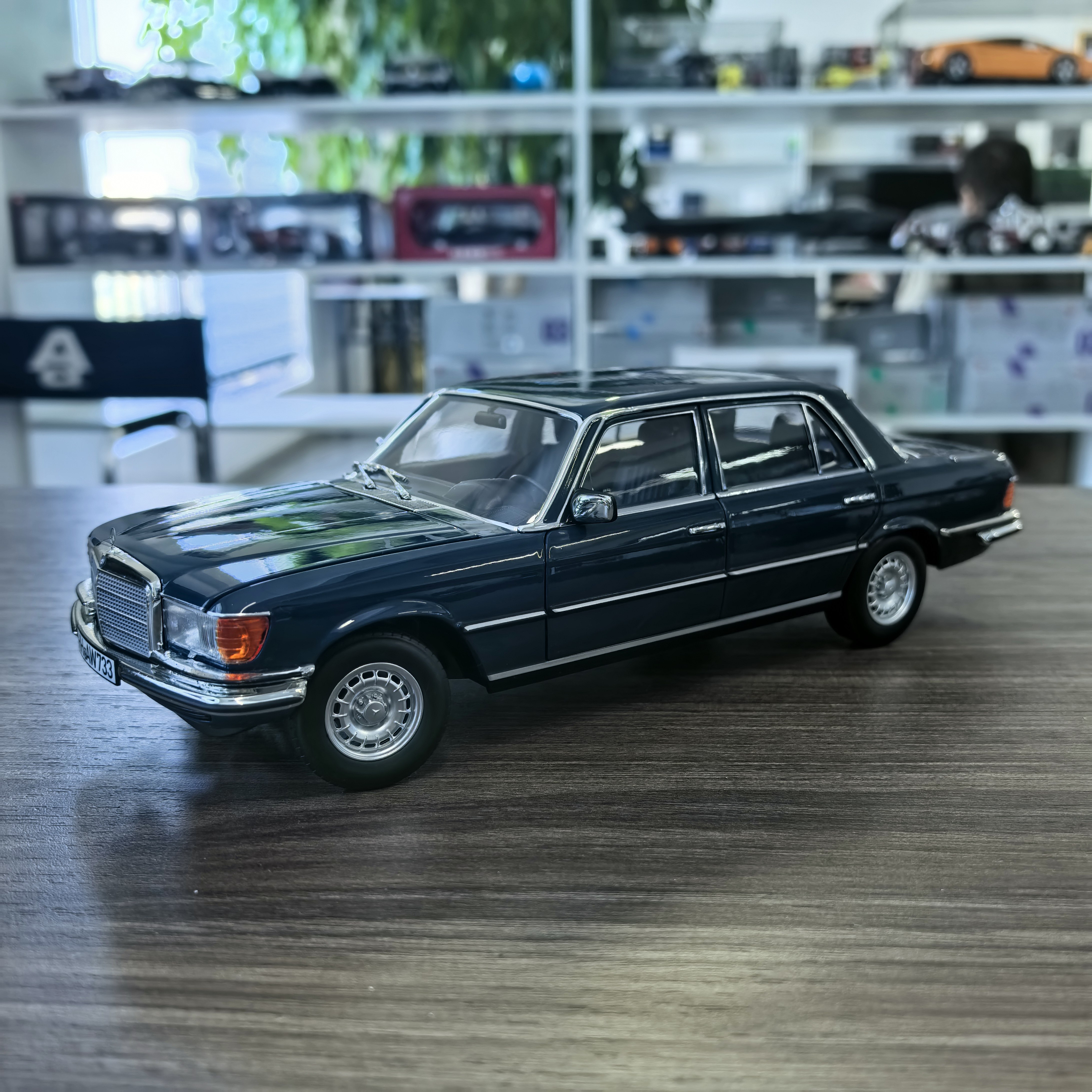 NOREV诺威尔1:18奔驰350 SEL 1979 W116仿真合金汽车模型收藏摆件