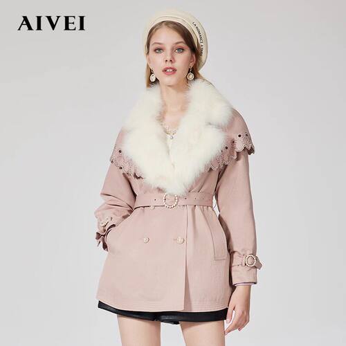 AIVEI/艾薇 21冬季新品洋派披肩收腰毛领派克羽绒服N0660143-5180