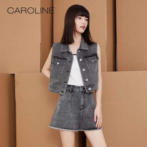 Caroline卡洛琳夏季新款水钻装饰牛仔无袖外搭背心外套ECRDBB40-1