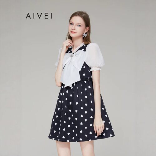 AIVEI艾薇2023夏减龄甜美蝴蝶结爱心泡泡袖连衣裙Q0360151-1880元