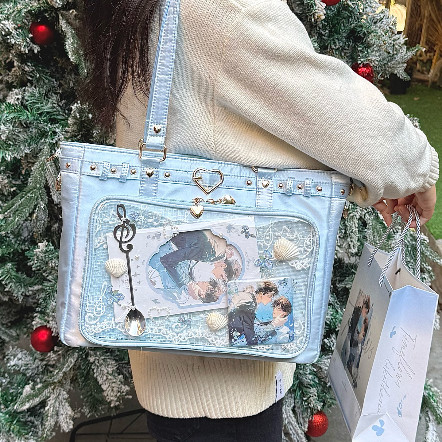 【白茶絮语】盐茶原创痛包单肩斜挎大容量通勤大食量扎谷百搭少女,模玩/动漫/周边/娃圈三坑/桌游,动漫背包/钱包/箱包,淘宝优惠券,粉丝福利购,淘宝优惠卷