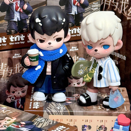 TNT哥哥Rayan五代请与我约会盲盒