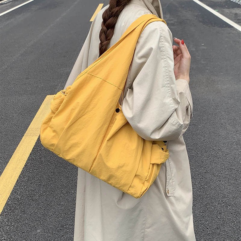 日系ins超火文艺大容量单肩包