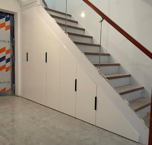 楼梯下储物柜推拉柜实木包安装