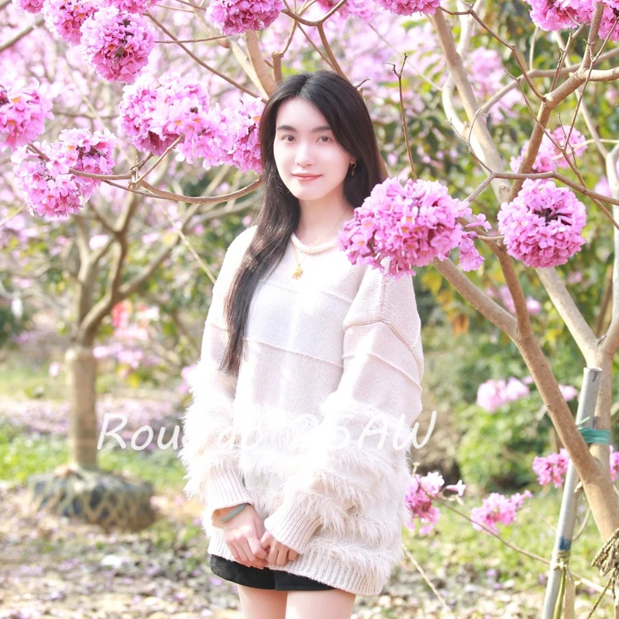 慵懒风仿水貂毛拼接套头针织衫女