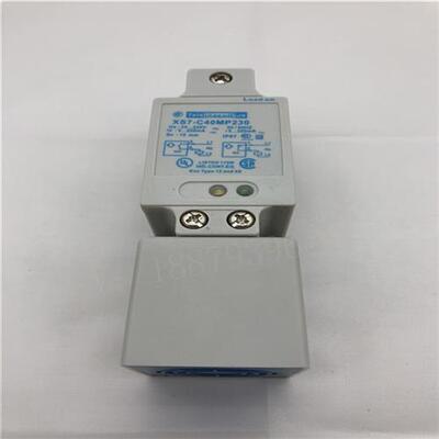 全新方形XS8 XS7-C40FP260 C40MP230 PC440 NC440接近开关